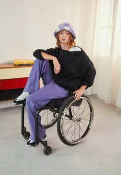 Even&Odd Sweatshirt - Black -Even&Odd 15509ae809d94558a30f962737922fff