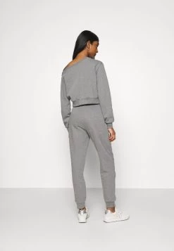 Even&Odd Off Shoulder&Jogger Set - Sweatshirt - Mottled Grey 9 Even&Odd Off Shoulder&Jogger Set - Sweatshirt - Mottled Grey -Even&Odd 36c41b8f7f2d4d87a7288a52efe8a6bf