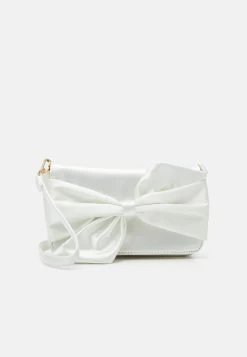 Even&Odd Clutch - Off-white 11 Even&Odd Clutch - Off-white -Even&Odd 55636f28851649478ccc8582d83f5c89 1