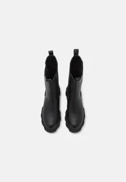 WINTER BOOTIES - Plateaustiefel - Black -Even&Odd 7f28b4daf0d84e0bbedf316ea27181d9