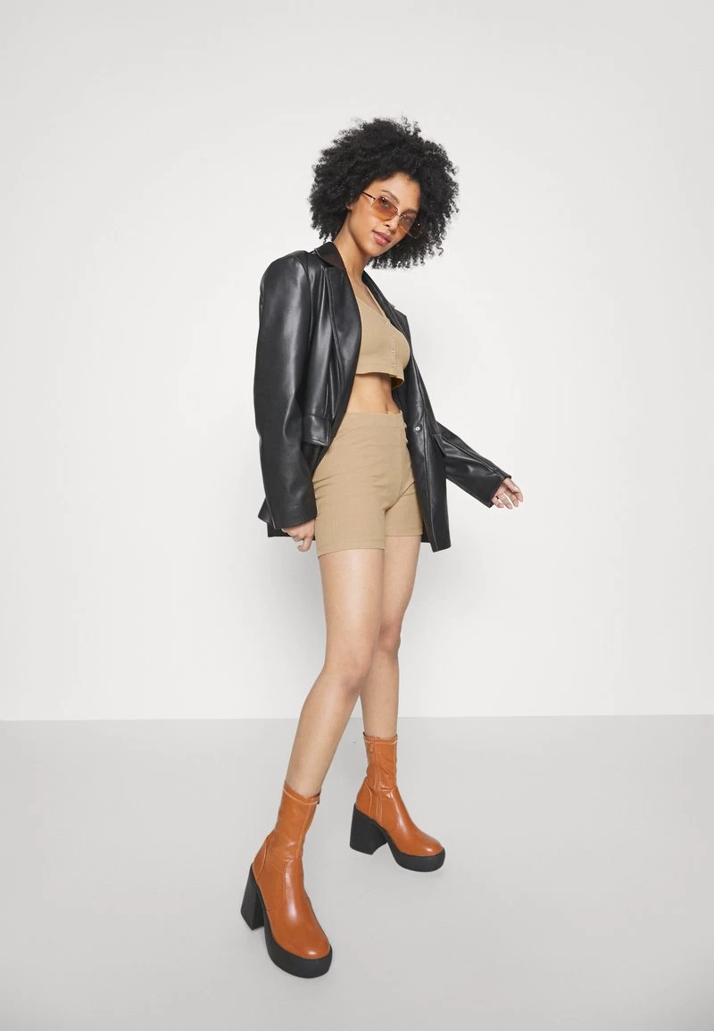 Shorts - Beige 2 Shorts - Beige – Bild 2