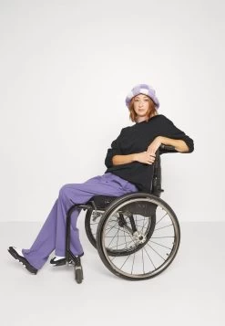 Even&Odd Sweatshirt - Black -Even&Odd 9d81dc34743b4439baa05070e9cc0b69