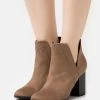 Ankle Boot - Taupe